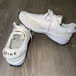 Nike Waffle Debut Women’s 8